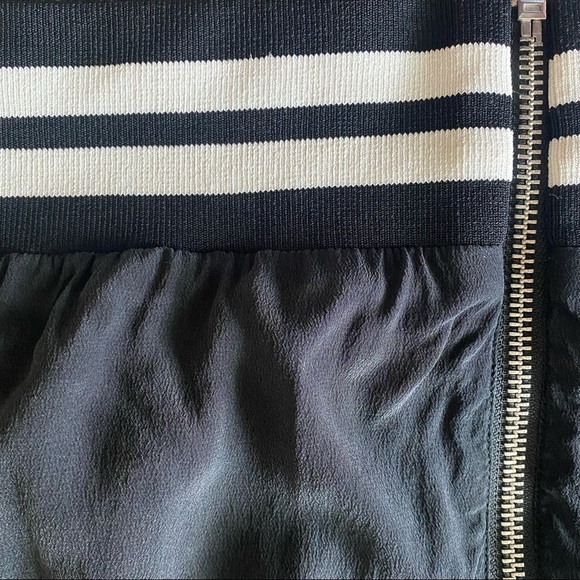 REBECCA MINKOFF sz 0 Black Bomber Jacket Floral Sleeves Silk - Picture 8 of 9